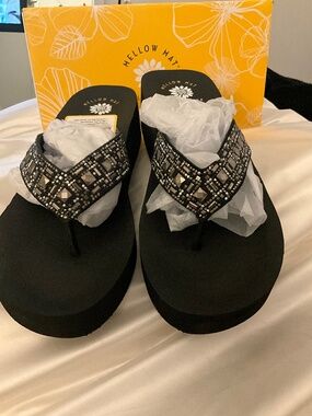 Yellow box sandal NEW WITH BOX TAG never worn